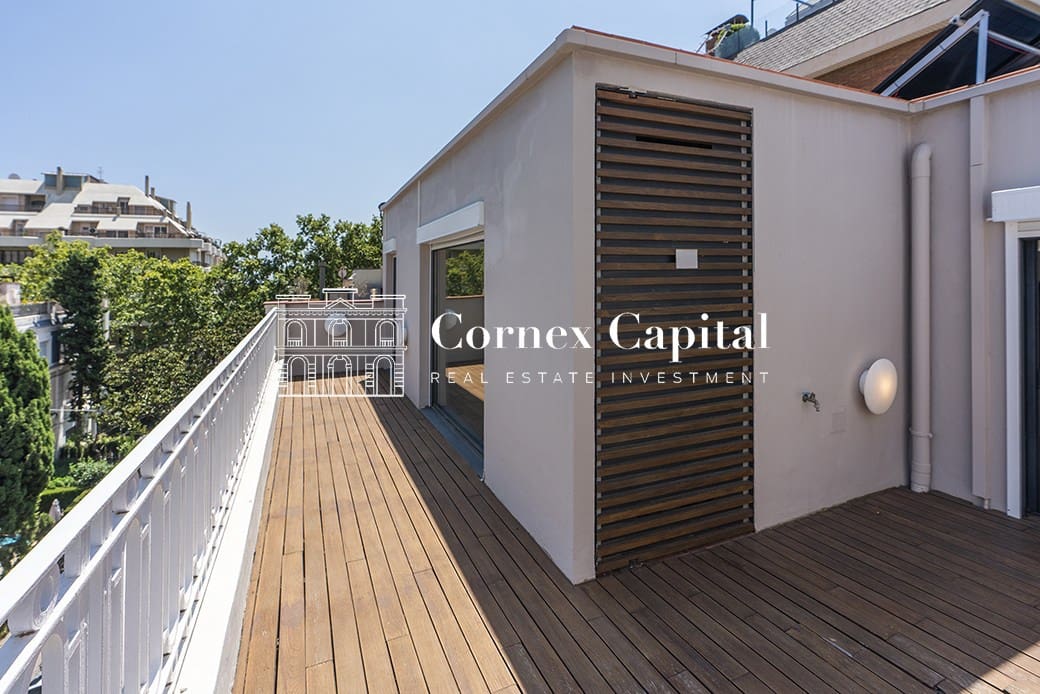 Adosado de 5 habitaciones en Barcelona ciudad en venta con garaje - 2.498.000 € (Ref: 9993959)