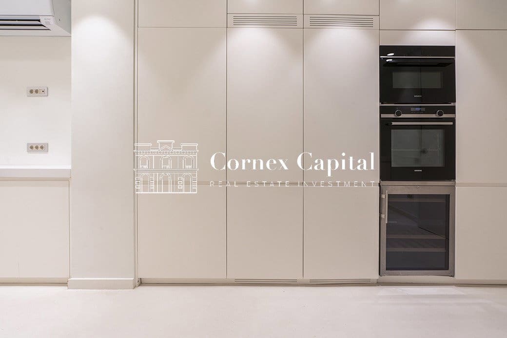 5 soveværelse Rækkehus til salg i Barcelona by med garage - € 2.498.000 (Ref: 9993959)