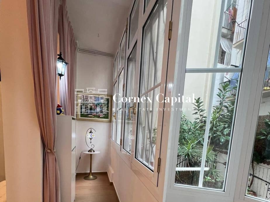 2 bedroom Apartment for sale in Barcelona city - € 390,000 (Ref: 9993960)