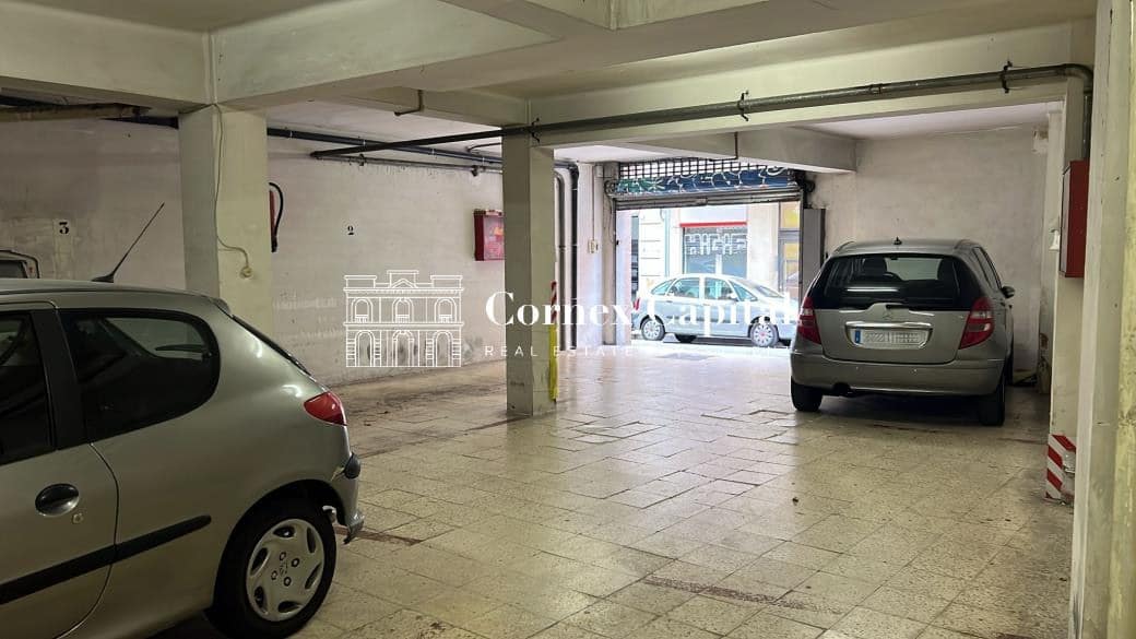 2 bedroom Apartment for sale in Barcelona city - € 390,000 (Ref: 9993960)