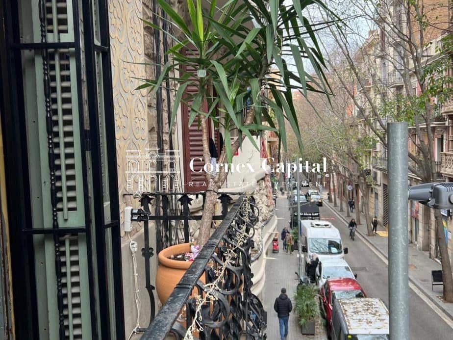 2 Zimmer Apartment zu verkaufen in Barcelona Stadt mit Garage - 390.000 € (Ref: 9993960)