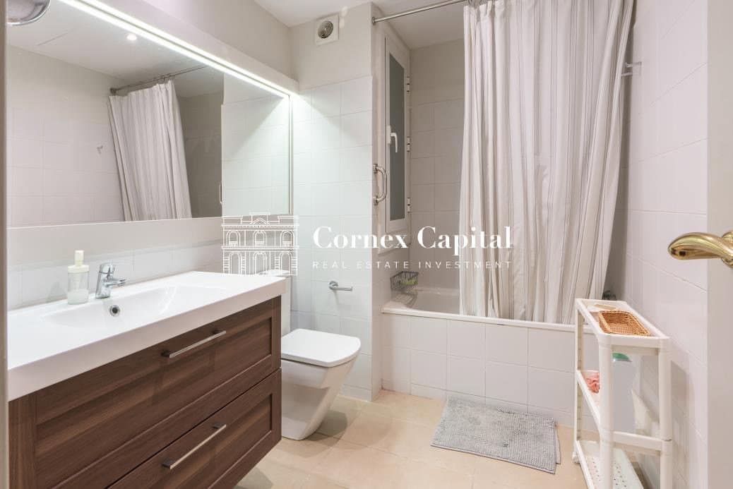 Apartamento de 5 habitaciones en Barcelona ciudad en venta - 1.350.000 € (Ref: 9993962)