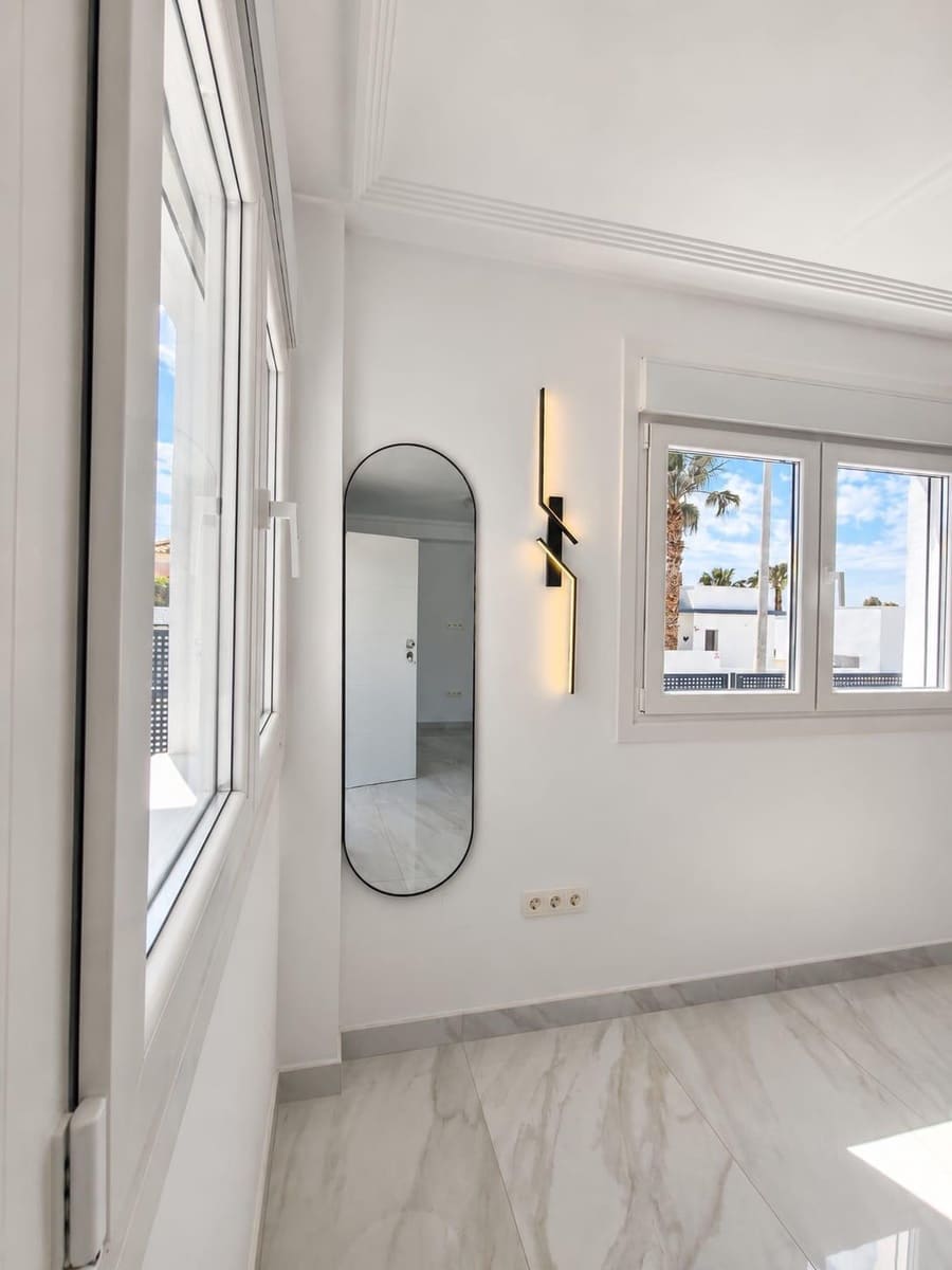 2 sovrum Villa till salu i San Fulgencio - 370 000 € (Ref: 10004116)