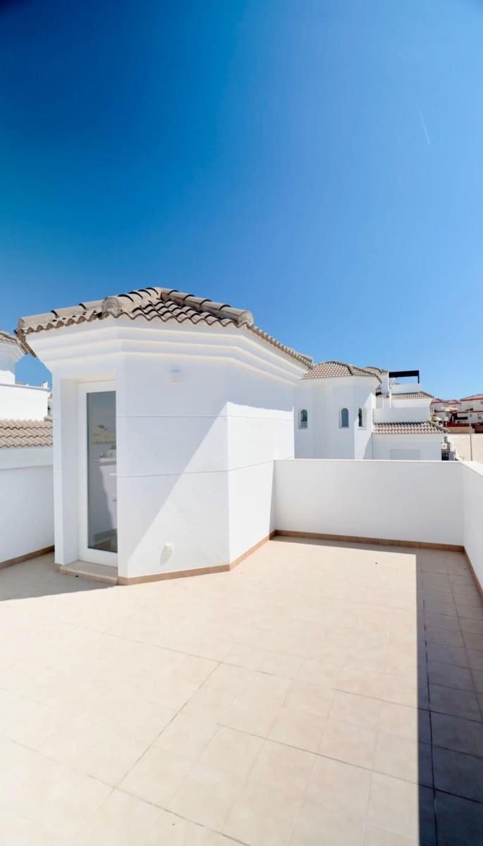 2 sovrum Villa till salu i San Fulgencio - 370 000 € (Ref: 10004116)