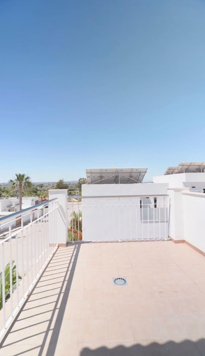 2 sovrum Villa till salu i San Fulgencio - 370 000 € (Ref: 10004116)