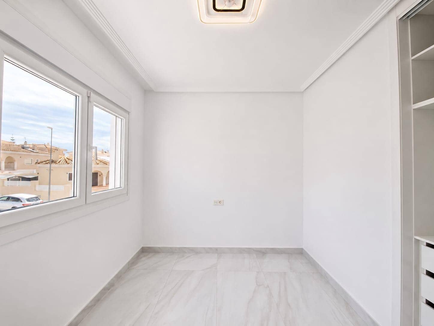 2 sovrum Villa till salu i San Fulgencio - 370 000 € (Ref: 10004116)