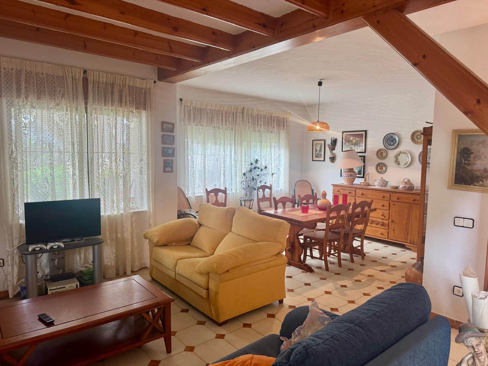 3 soveværelse Finca/Landehus til salg i Orihuela Costa med swimmingpool garage - € 1.200.000 (Ref: 9239286)