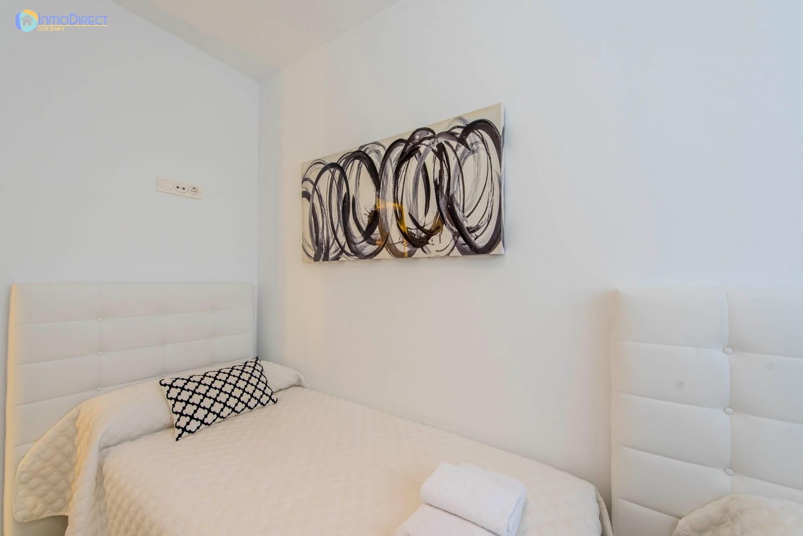 2 soveværelse Bungalow til salg i Orihuela Costa med swimmingpool garage - € 228.000 (Ref: 9241131)