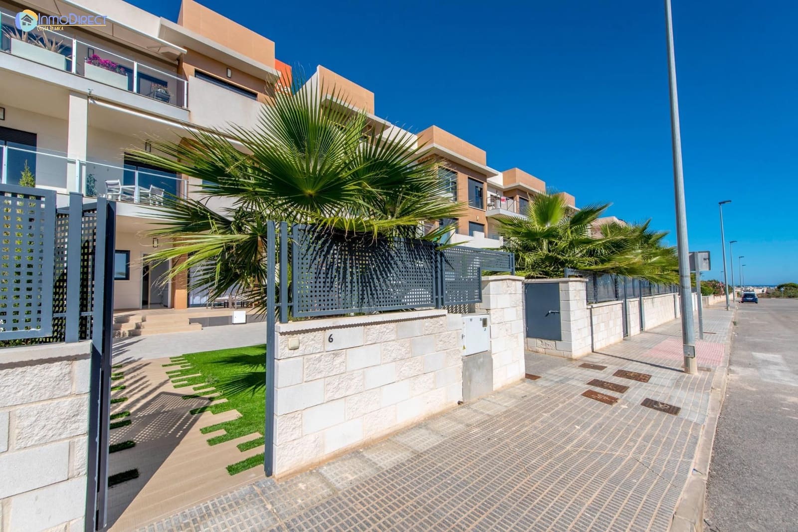 2 soveværelse Bungalow til salg i Orihuela Costa med swimmingpool garage - € 228.000 (Ref: 9241131)