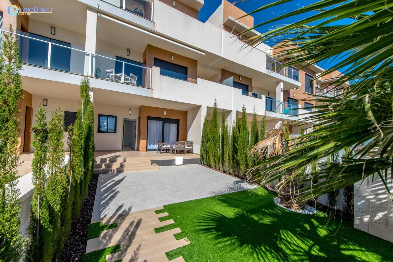 2 soveværelse Bungalow til salg i Orihuela Costa med swimmingpool garage - € 228.000 (Ref: 9241131)