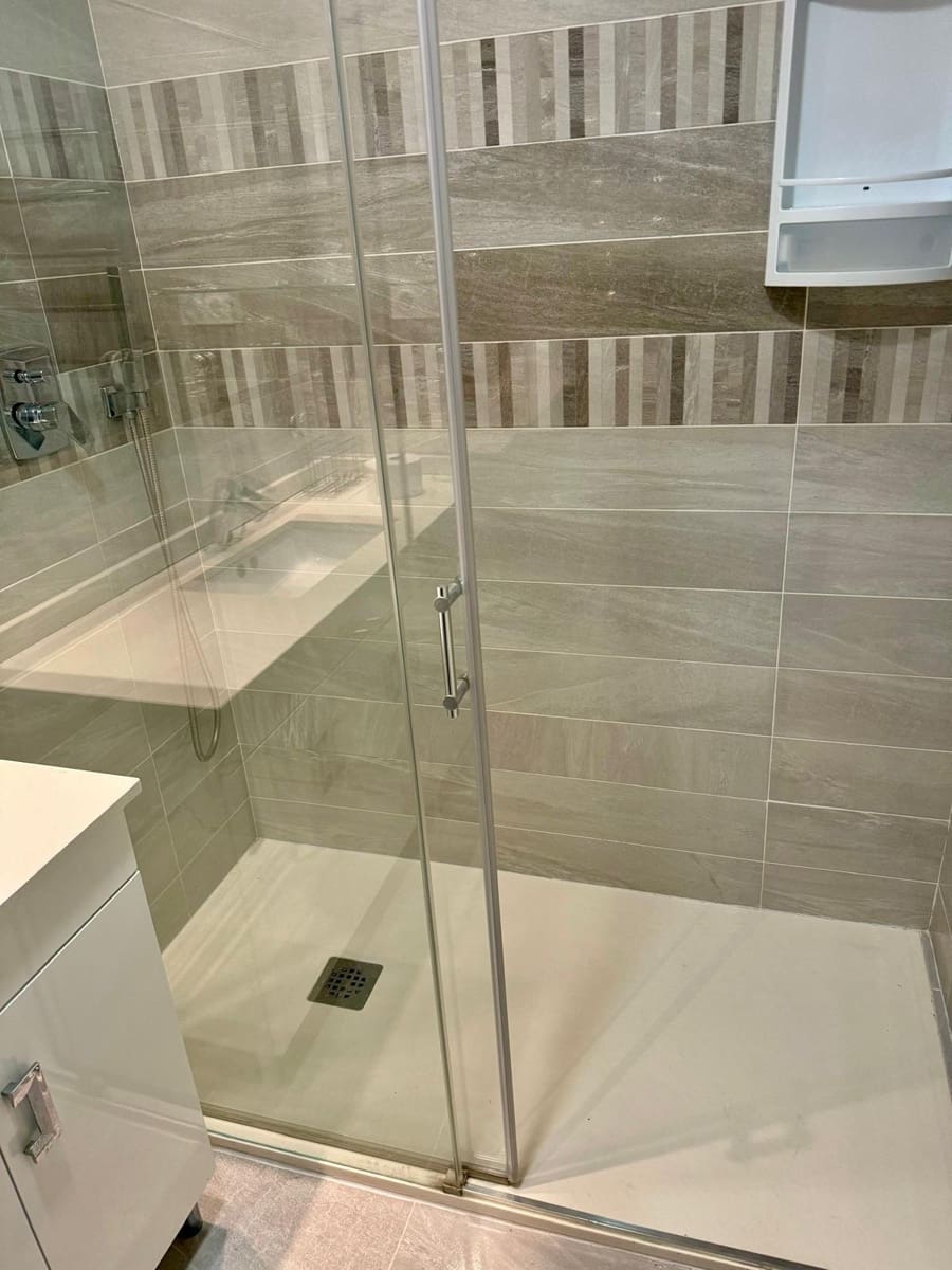 2 bedroom Beach Apartment for sale in Torrevieja - € 298,000 (Ref: 9256637)