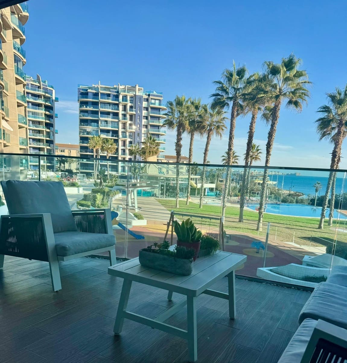 2 bedroom Beach Apartment for sale in Torrevieja - € 298,000 (Ref: 9256637)