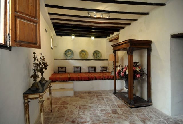 12 bedroom Guesthouse/B & B for sale in Benissa - € 750,000 (Ref: 9265569)