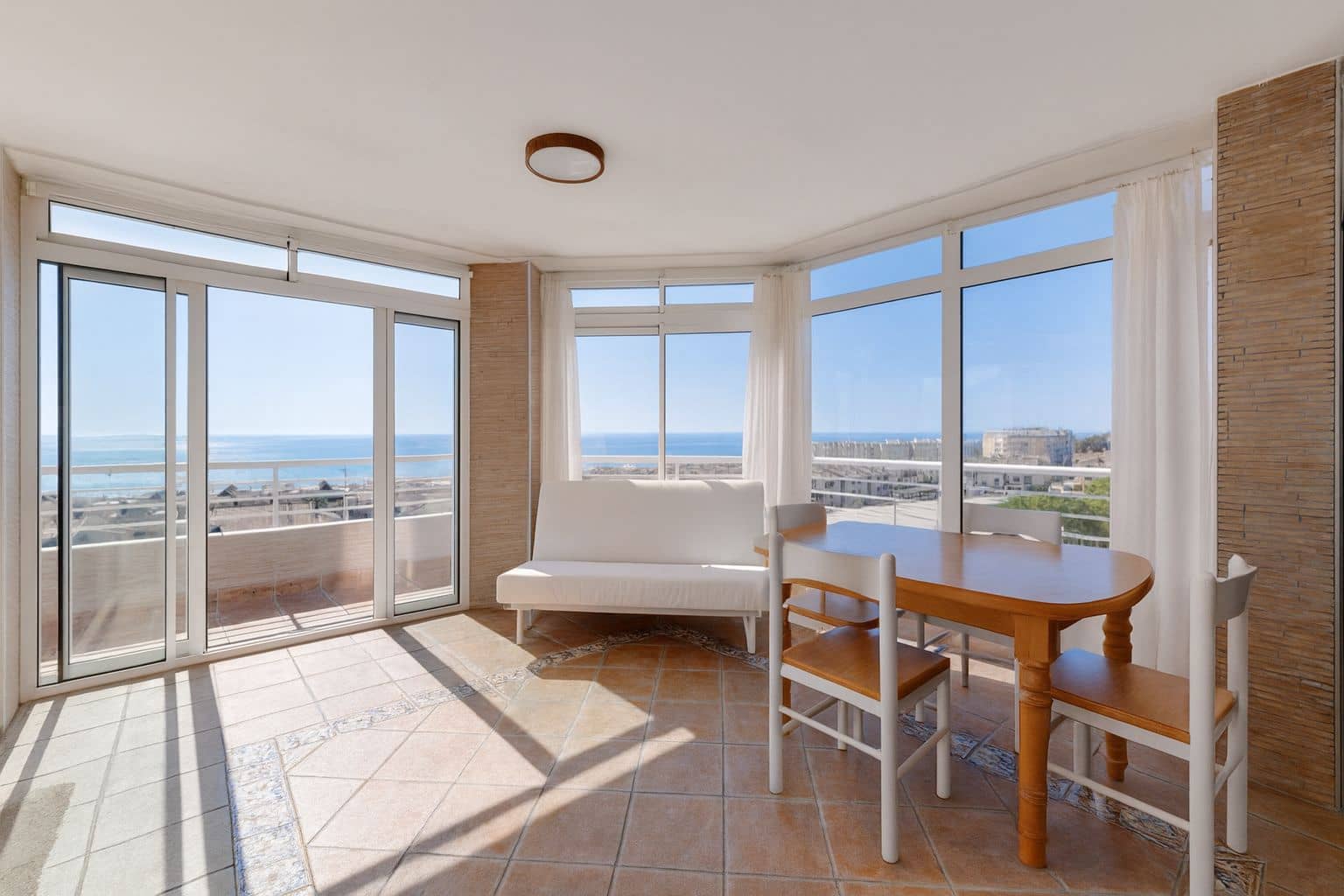 2 soveværelse Penthouse til salg i Guardamar del Segura med garage - € 359.900 (Ref: 9344203)