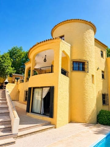 6 soveværelse Villa til salg i Lomas de Campoamor - Las Ramblas, Orihuela med swimmingpool - € 450.000 (Ref: 9795013)