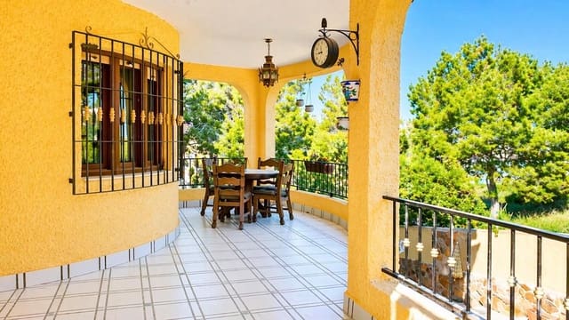 6 soveværelse Villa til salg i Lomas de Campoamor - Las Ramblas, Orihuela med swimmingpool - € 450.000 (Ref: 9795013)