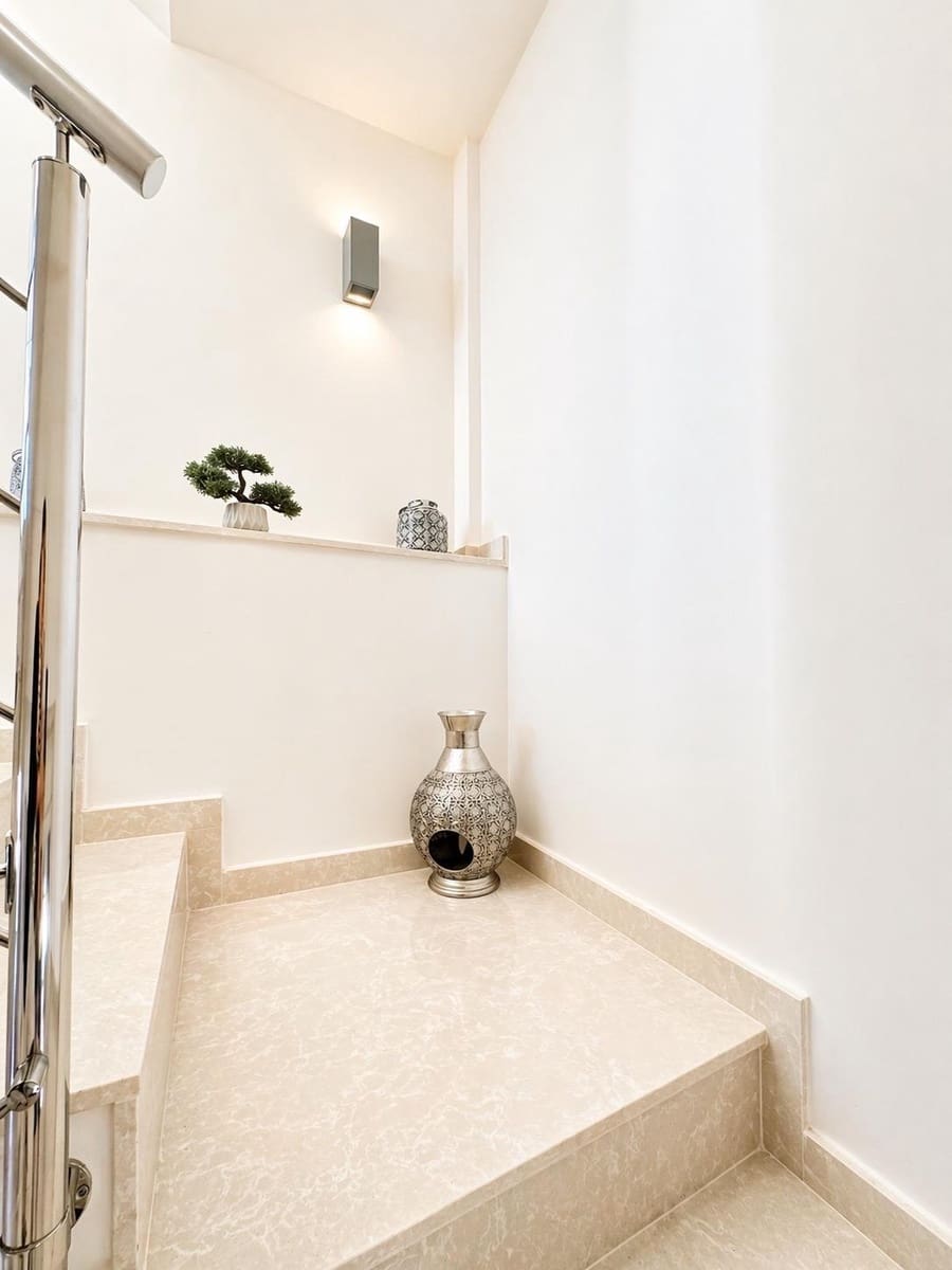 2 bedroom Townhouse for sale in Orihuela Costa - € 345,000 (Ref: 9795014)