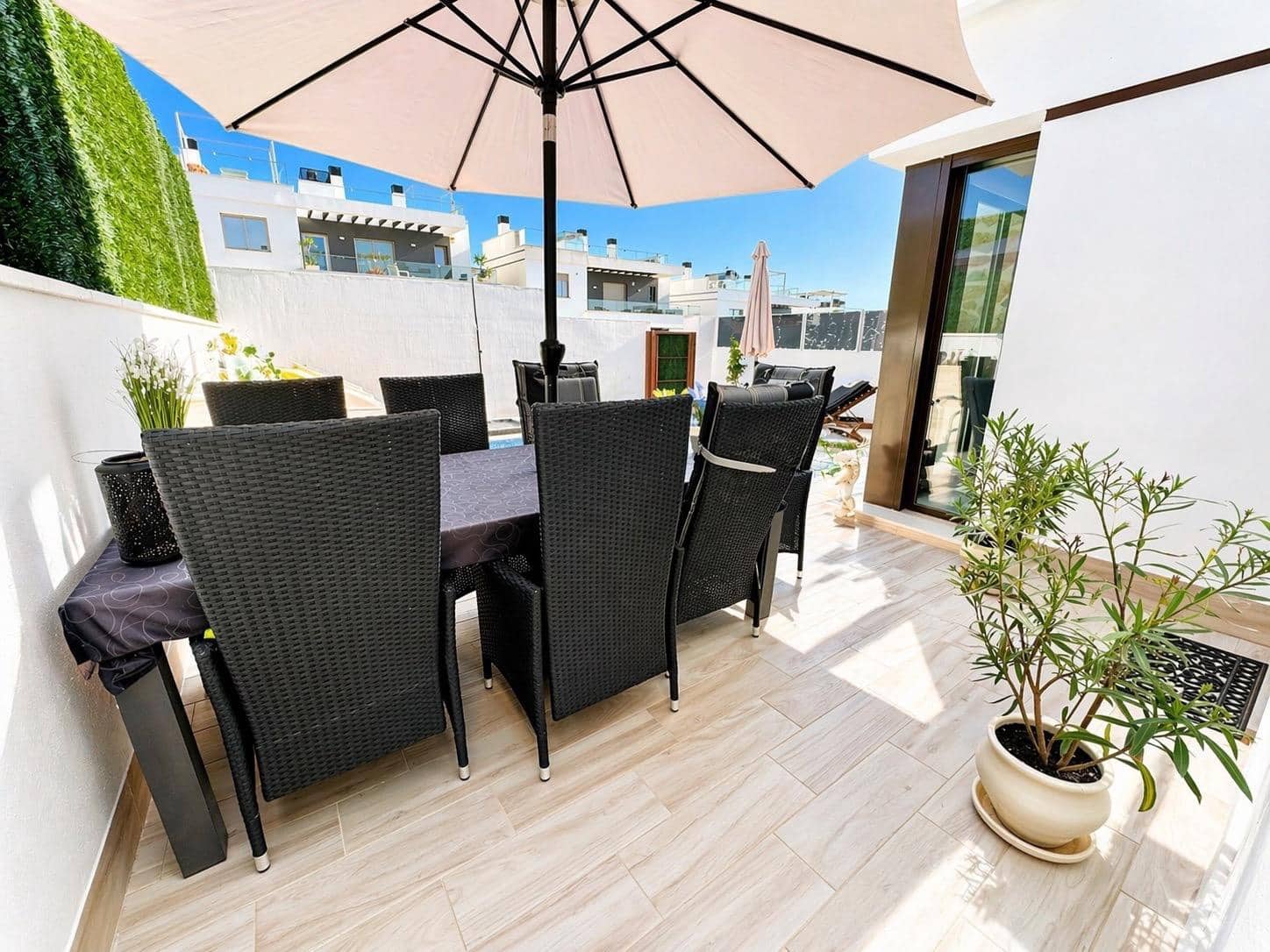 2 bedroom Townhouse for sale in Orihuela Costa - € 345,000 (Ref: 9795014)