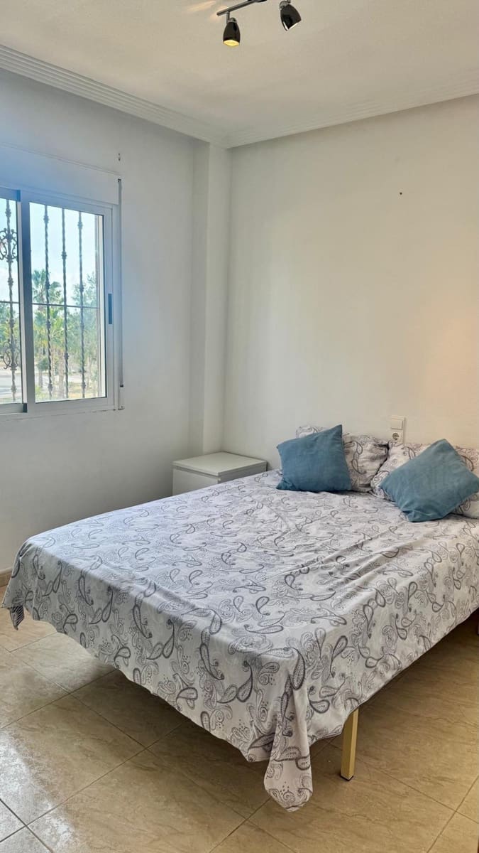 5 chambre Villa/Maison à vendre à Guardamar del Segura - 375 000 € (Ref: 9795015)