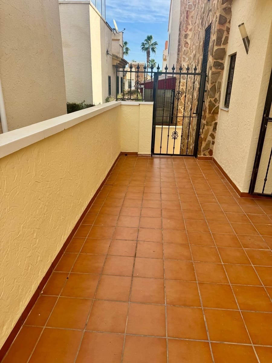 5 chambre Villa/Maison à vendre à Guardamar del Segura - 375 000 € (Ref: 9795015)