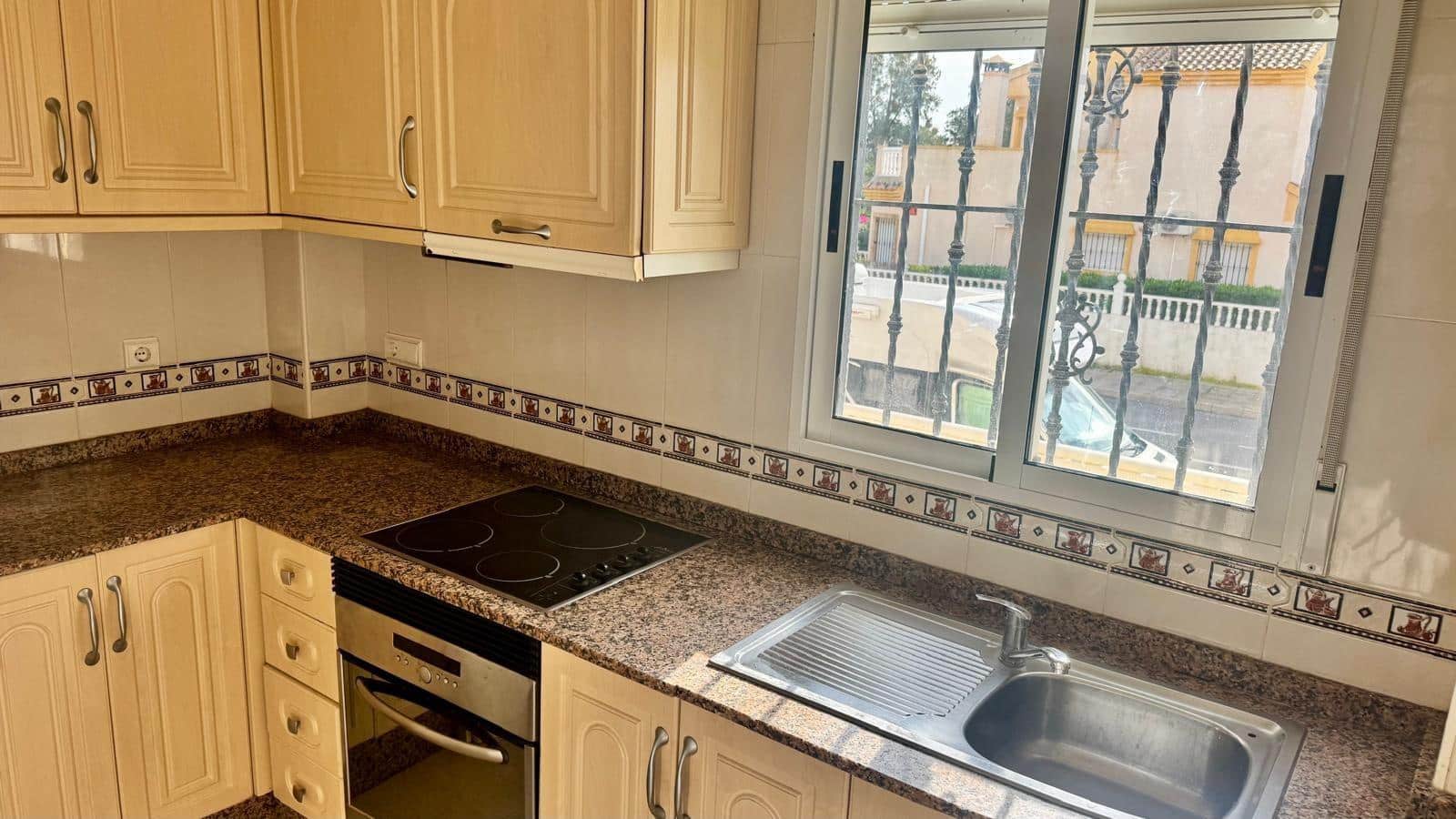 5 chambre Villa/Maison à vendre à Guardamar del Segura - 375 000 € (Ref: 9795015)