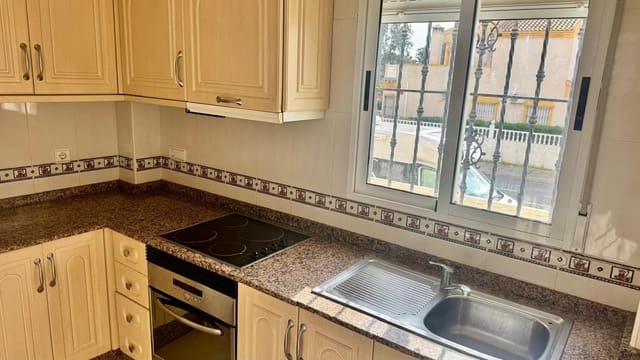 5 chambre Villa/Maison à vendre à Guardamar del Segura - 375 000 € (Ref: 9795015)