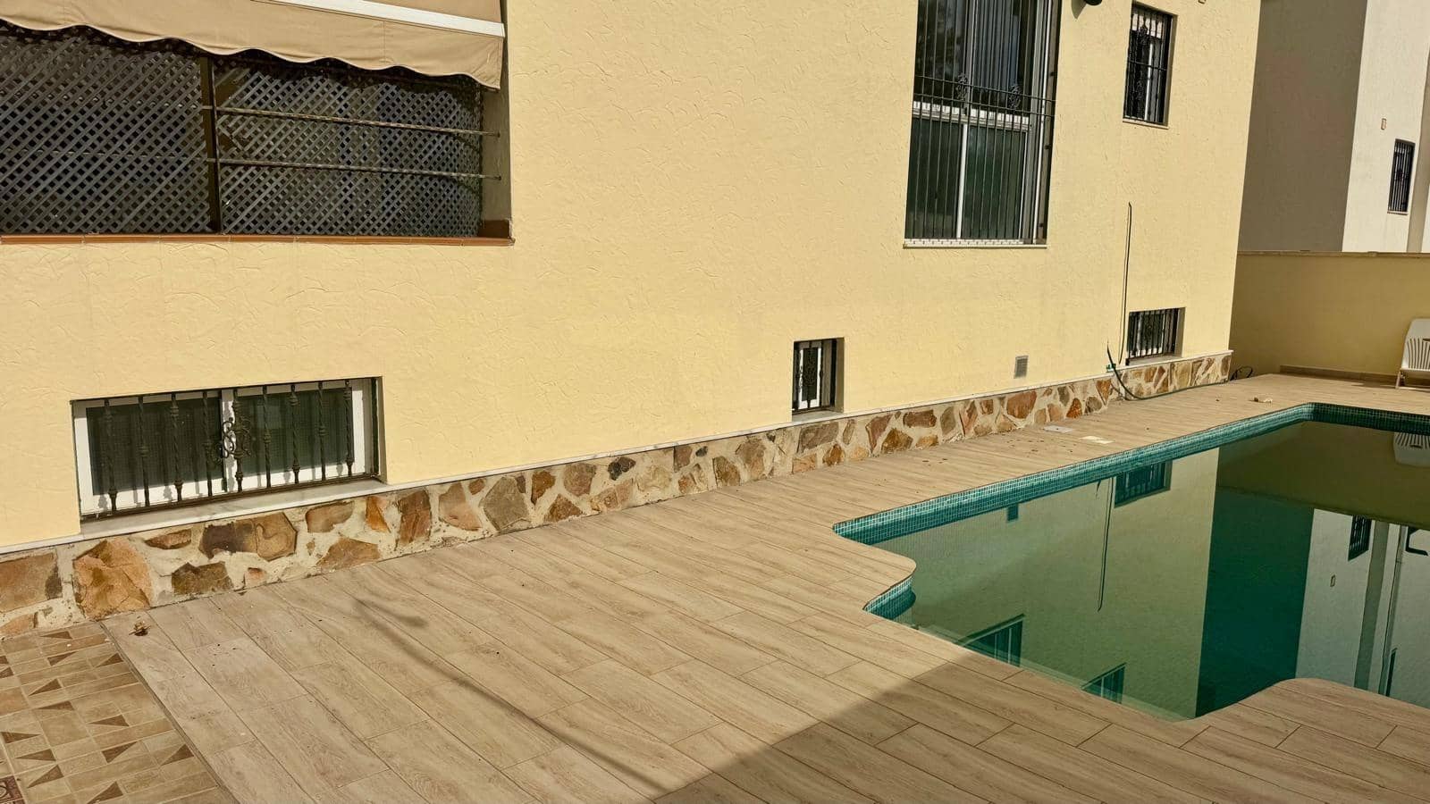 5 chambre Villa/Maison à vendre à Guardamar del Segura - 375 000 € (Ref: 9795015)