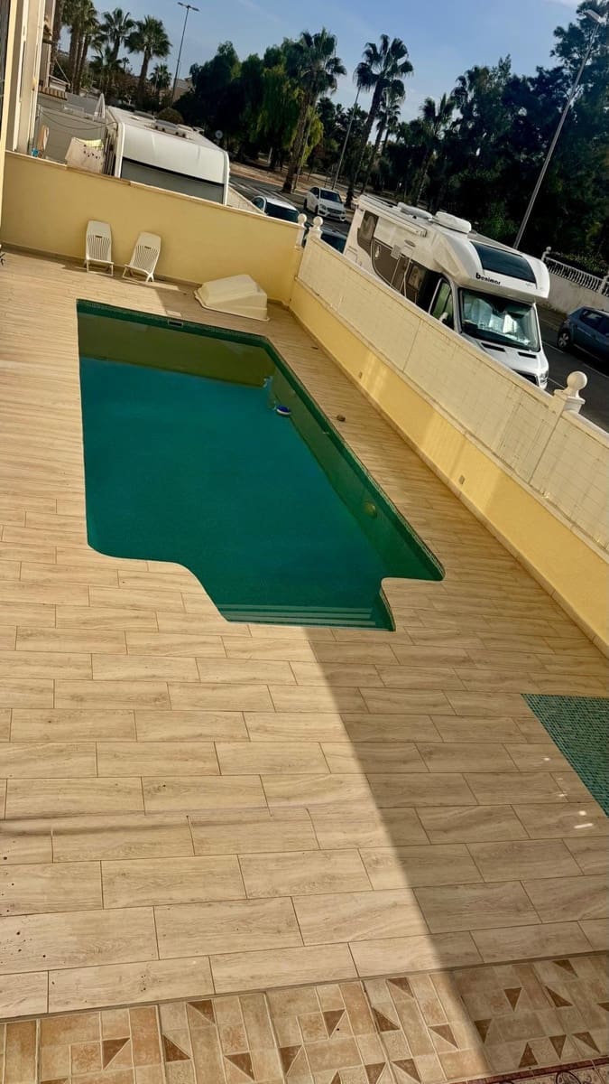 5 chambre Villa/Maison à vendre à Guardamar del Segura - 375 000 € (Ref: 9795015)