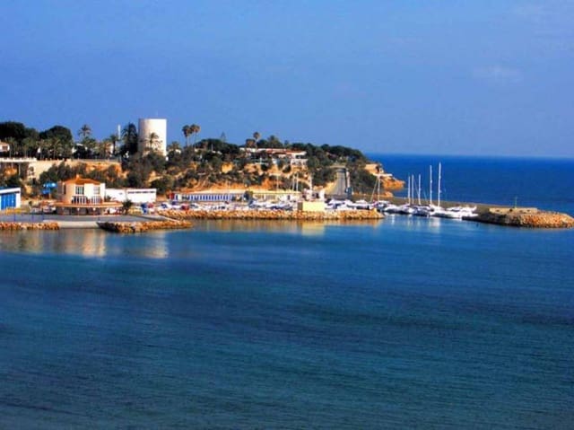 Terreno para Construção para venda em Cabo Roig, Orihuela - 1 050 000 € (Ref: 9797327)