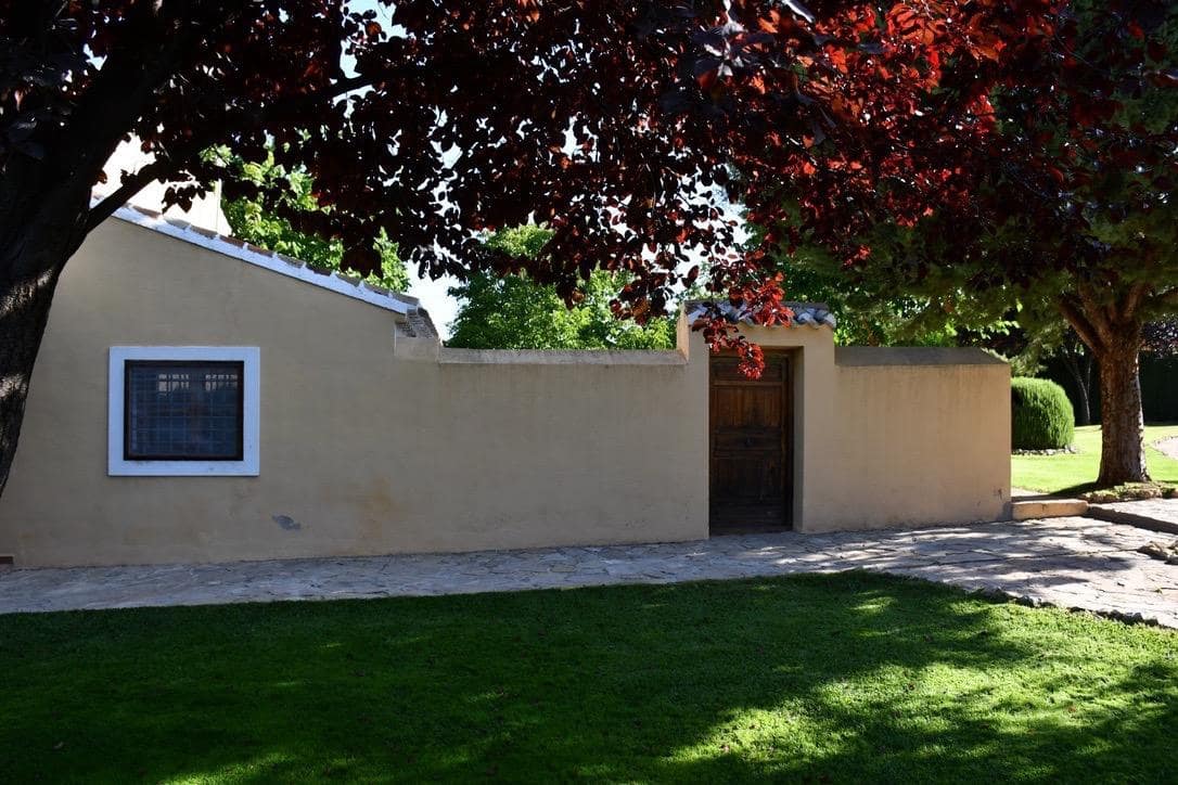 3 bedroom Finca/Country House for sale in Puebla de Don Fadrique - € 380,000 (Ref: 9846629)