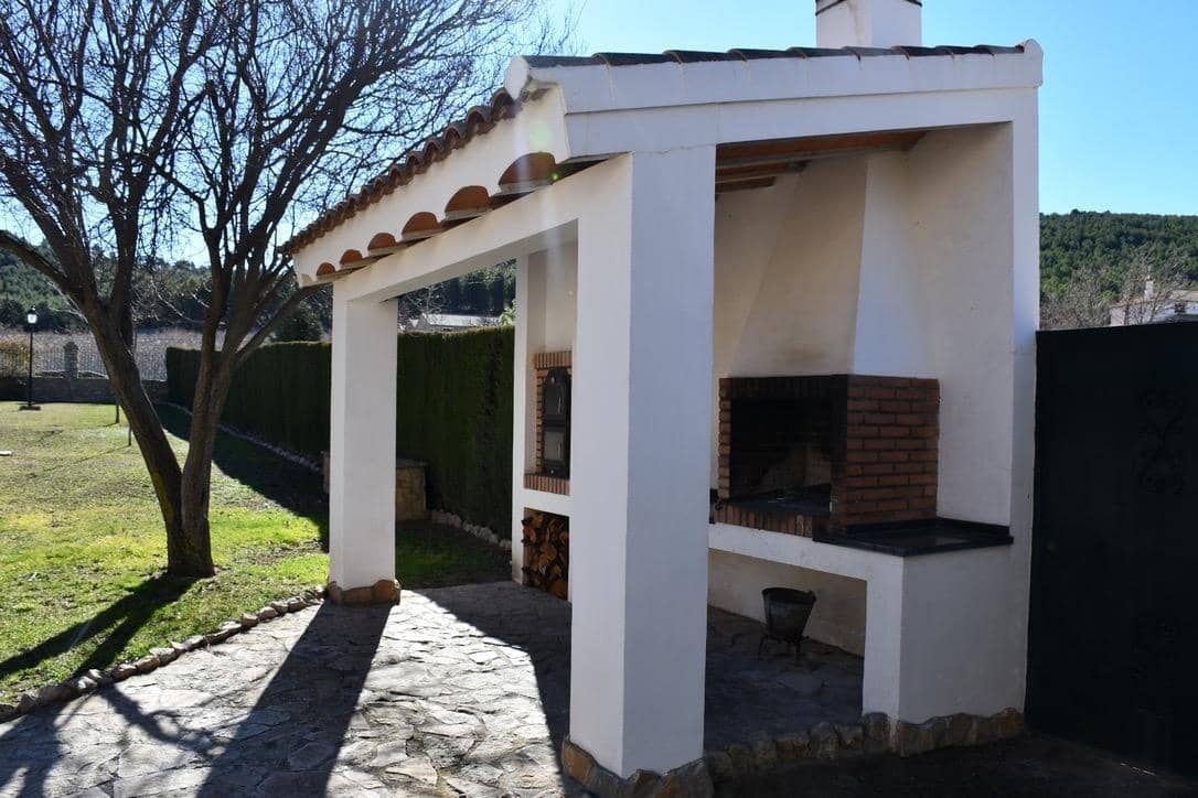 3 bedroom Finca/Country House for sale in Puebla de Don Fadrique - € 380,000 (Ref: 9846629)