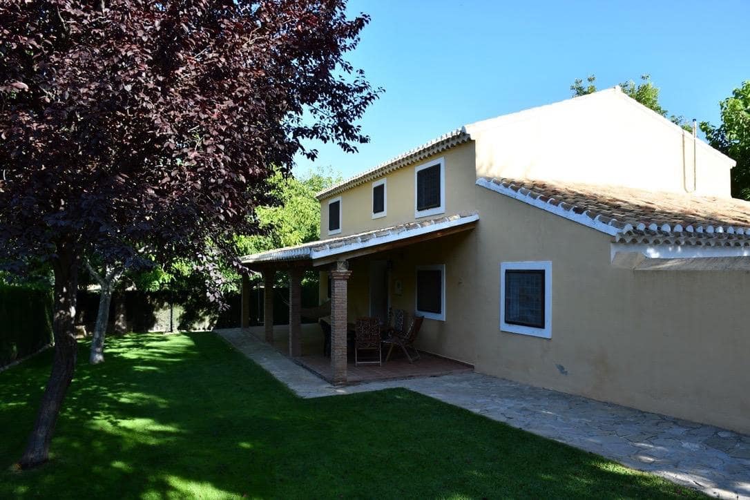 3 bedroom Finca/Country House for sale in Puebla de Don Fadrique - € 380,000 (Ref: 9846629)