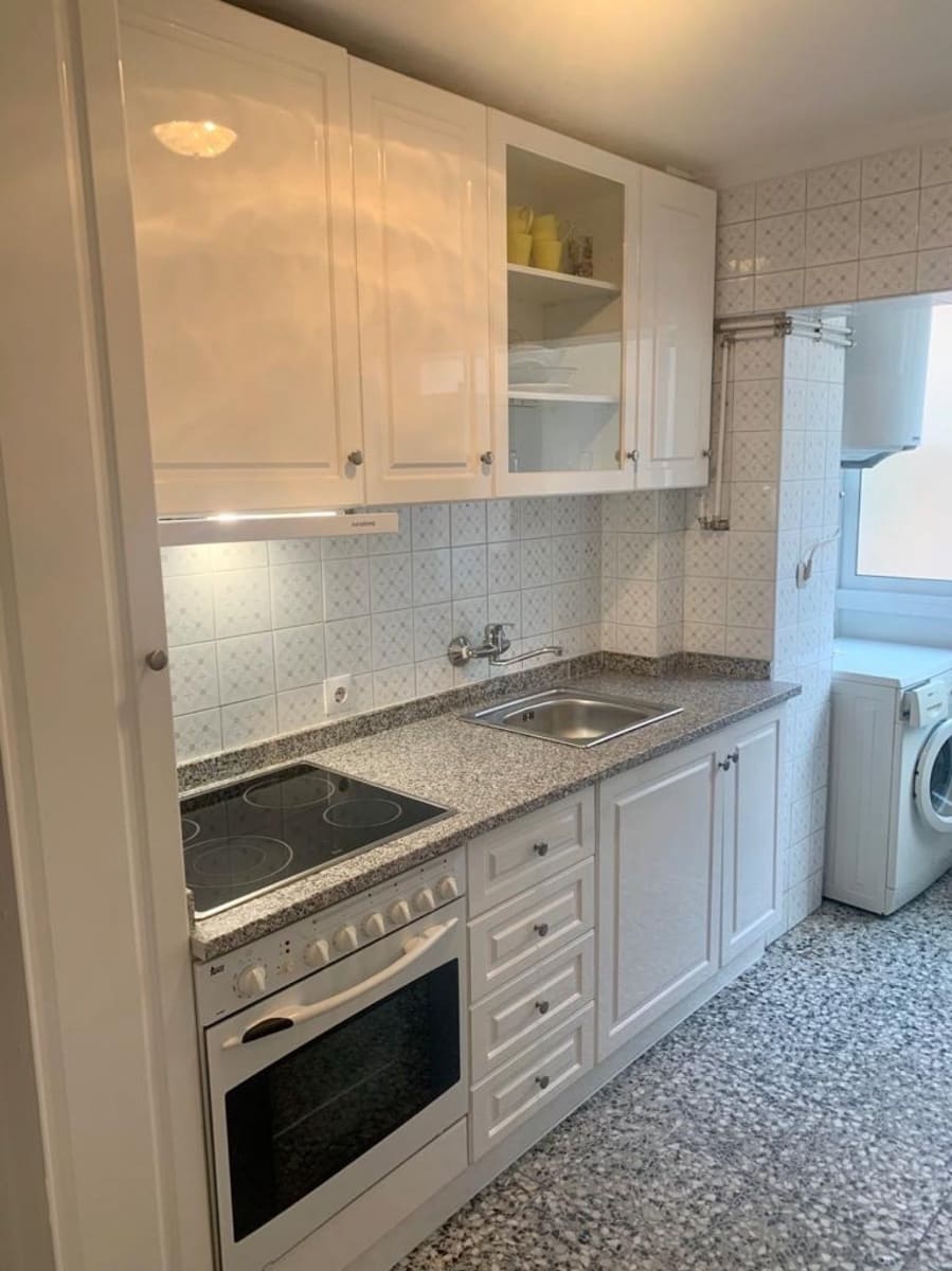 3 soveværelse Lejlighed til salg i Alicante by - € 94.000 (Ref: 9916050)