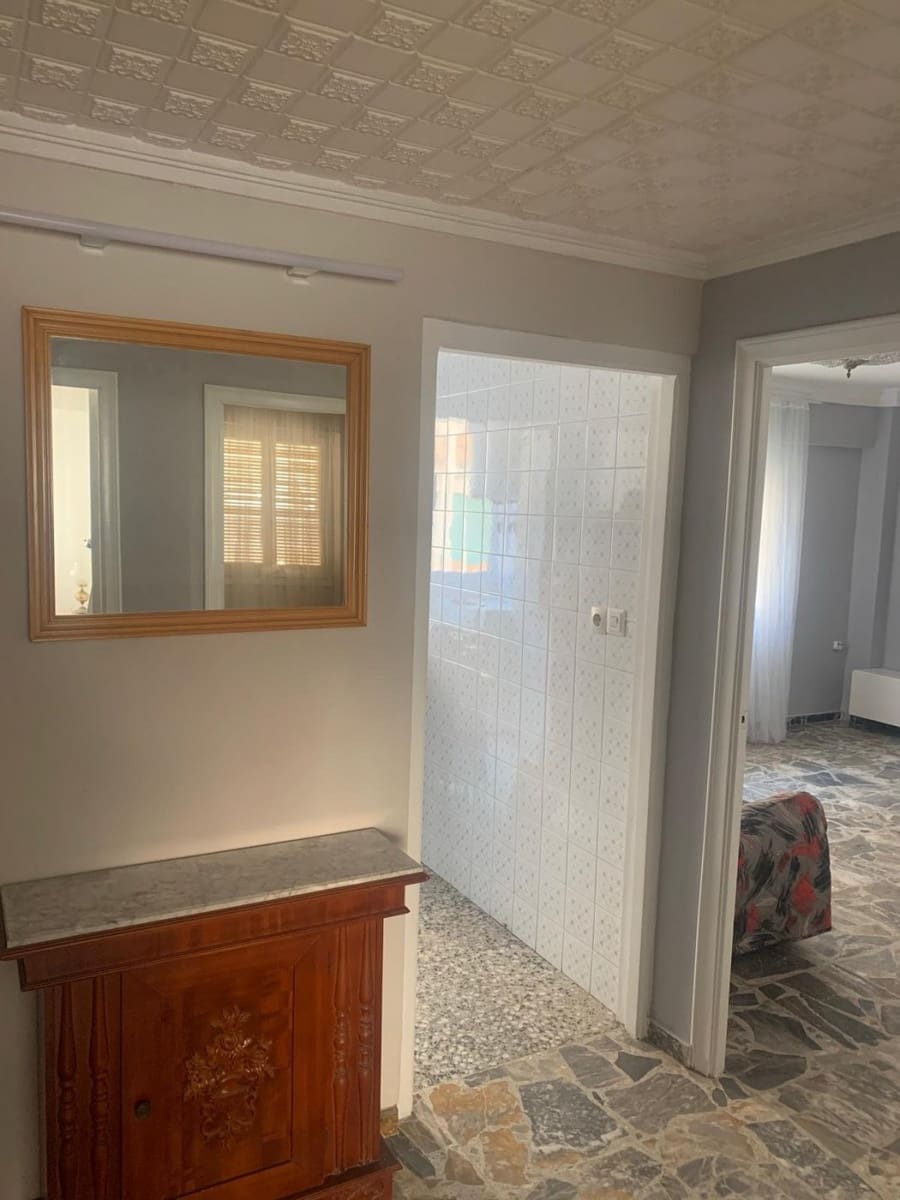 3 soveværelse Lejlighed til salg i Alicante by - € 94.000 (Ref: 9916050)