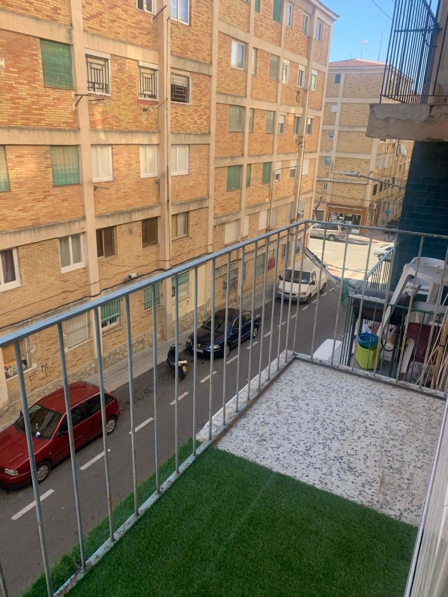 3 soveværelse Lejlighed til salg i Alicante by - € 94.000 (Ref: 9916050)