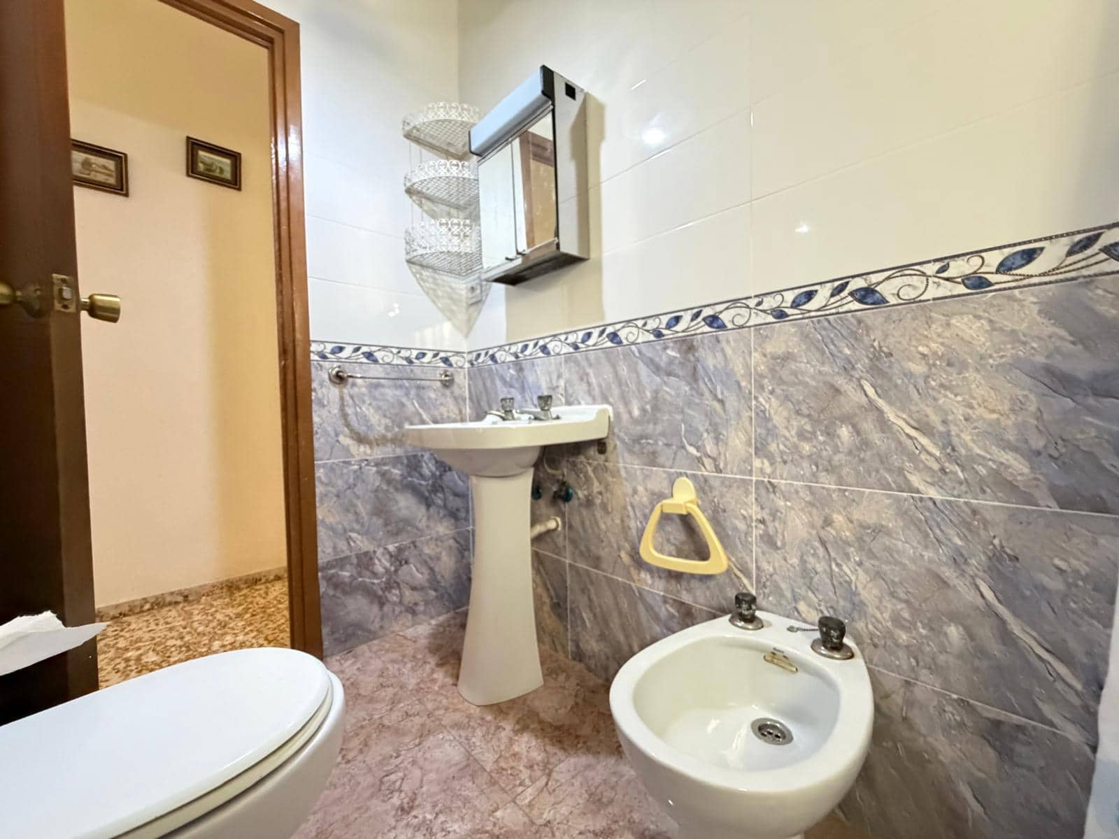 2 slaapkamer Strandappartement te koop in Lo Pagan met garage - € 110.000 (Ref: 10001025)