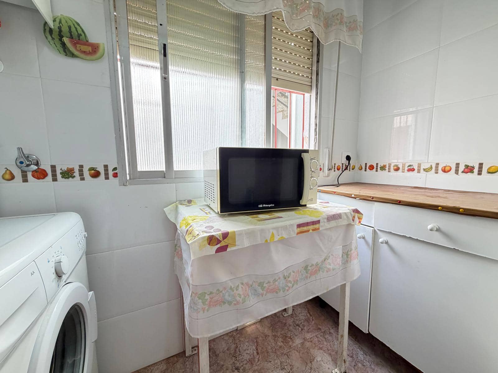 2 slaapkamer Strandappartement te koop in Lo Pagan met garage - € 110.000 (Ref: 10001025)