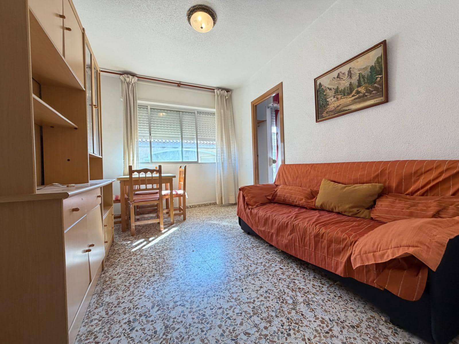 2 slaapkamer Strandappartement te koop in Lo Pagan met garage - € 110.000 (Ref: 10001025)