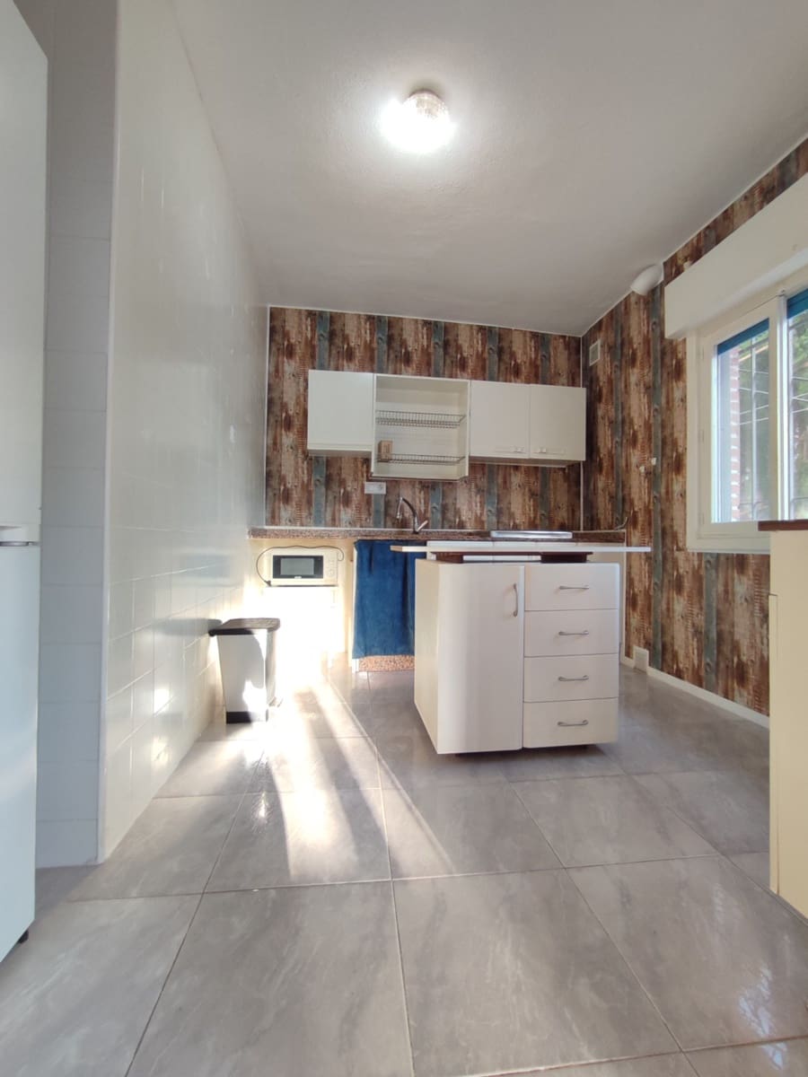 3 soveværelse Lejlighed til salg i Lo Pagan - € 119.500 (Ref: 10001035)