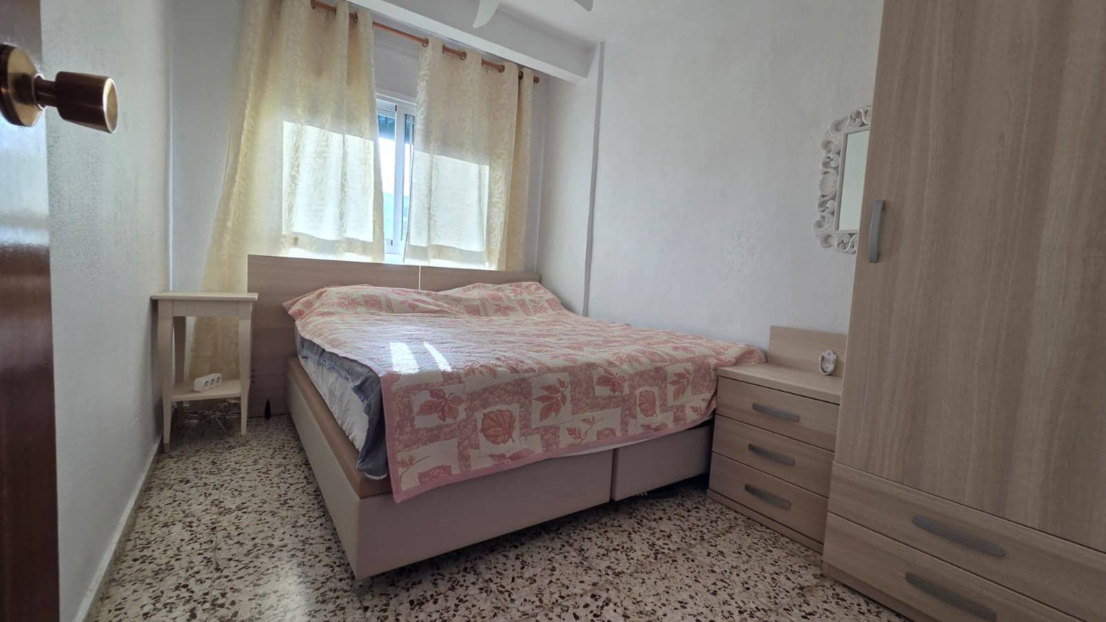 Apartamento de 2 habitaciones en Lo Pagan en venta - 120.000 € (Ref: 10001043)
