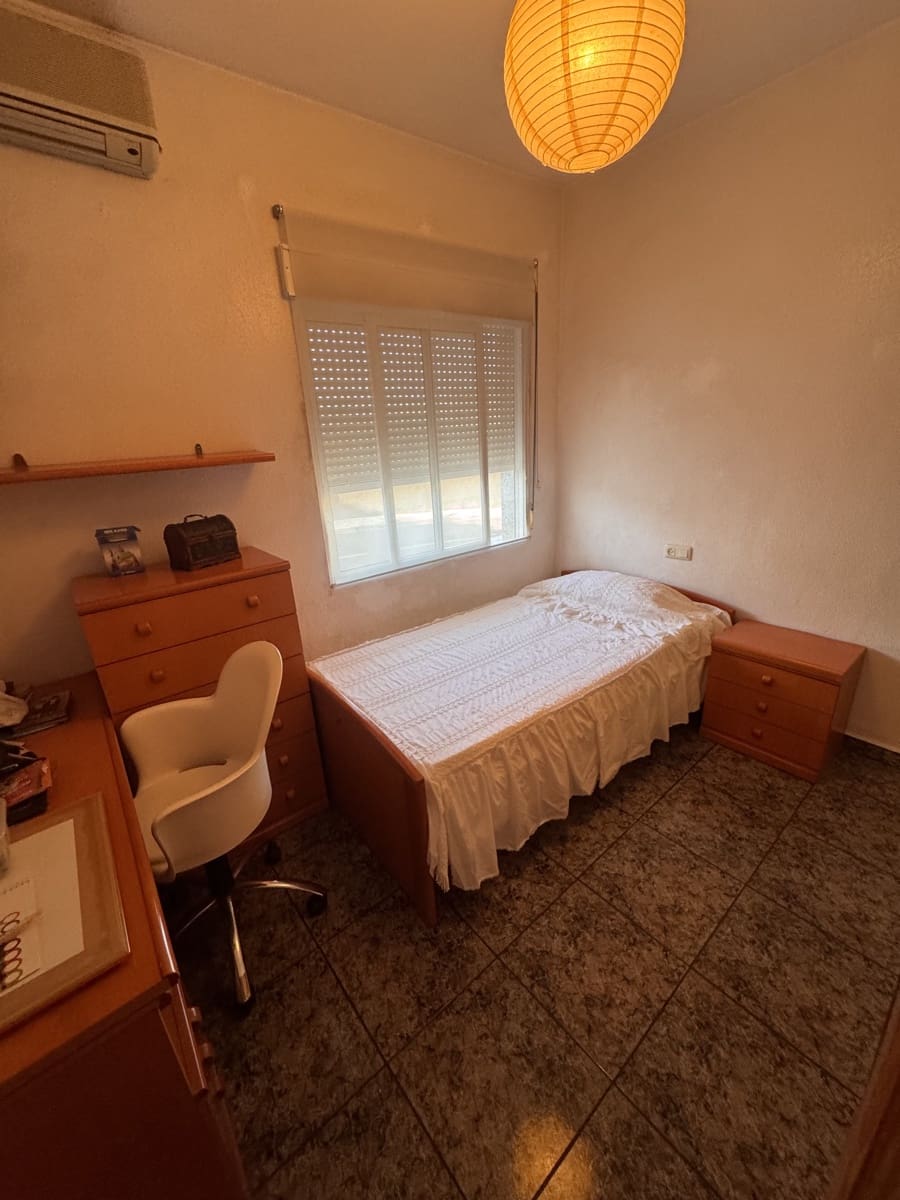 4 bedroom Villa for sale in San Pedro del Pinatar with garage - € 217,995 (Ref: 10026202)