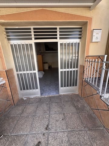 4 bedroom Villa for sale in San Pedro del Pinatar with garage - € 217,995 (Ref: 10026202)