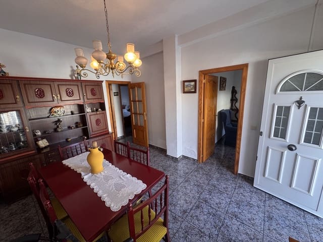 4 bedroom Villa for sale in San Pedro del Pinatar with garage - € 217,995 (Ref: 10026202)