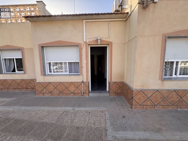 4 bedroom Villa for sale in San Pedro del Pinatar with garage - € 217,995 (Ref: 10026202)
