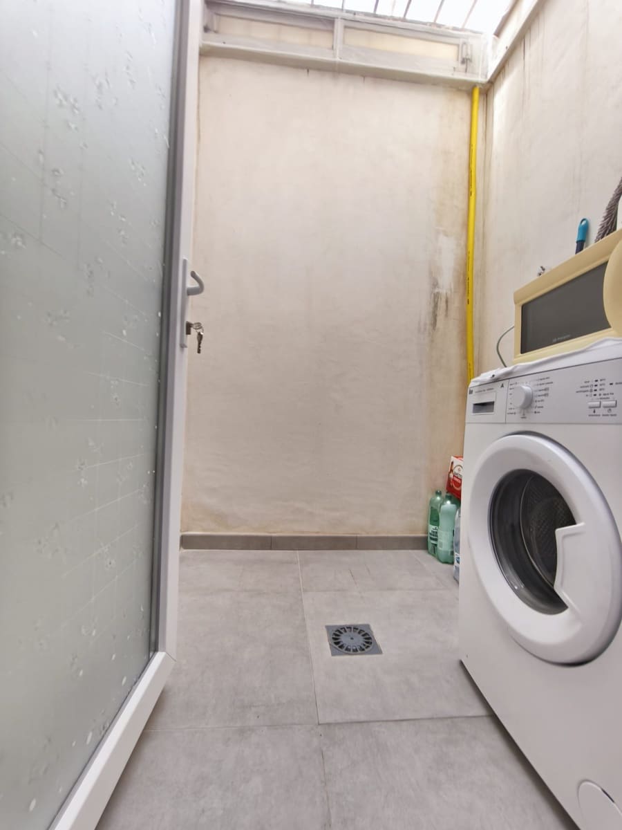 2 soverom Leilighet til salgs i Lo Pagan med garasje - € 139 995 (Ref: 10060874)
