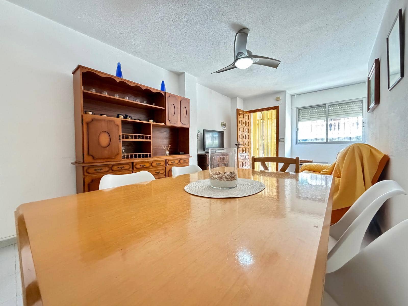 4 soveværelse Semi-Rækkehus til salg i Lo Pagan med garage - € 165.000 (Ref: 10095624)