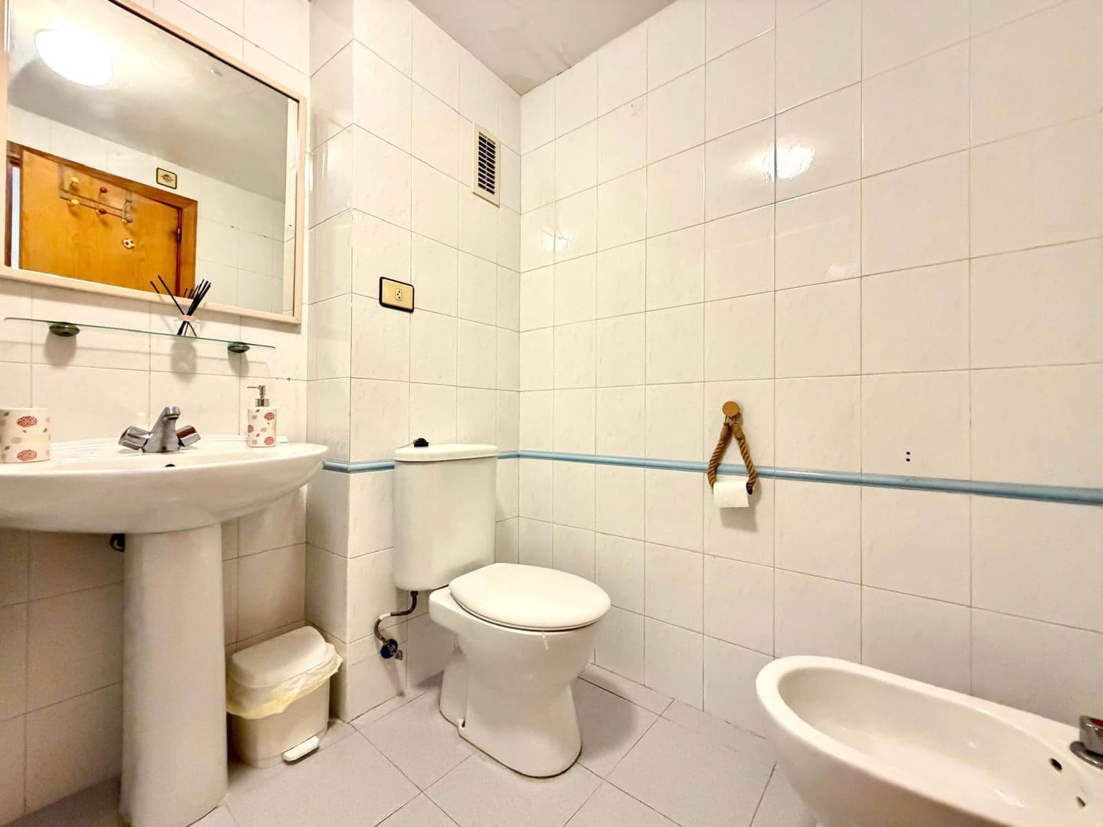 4 soveværelse Semi-Rækkehus til salg i Lo Pagan med garage - € 165.000 (Ref: 10095624)