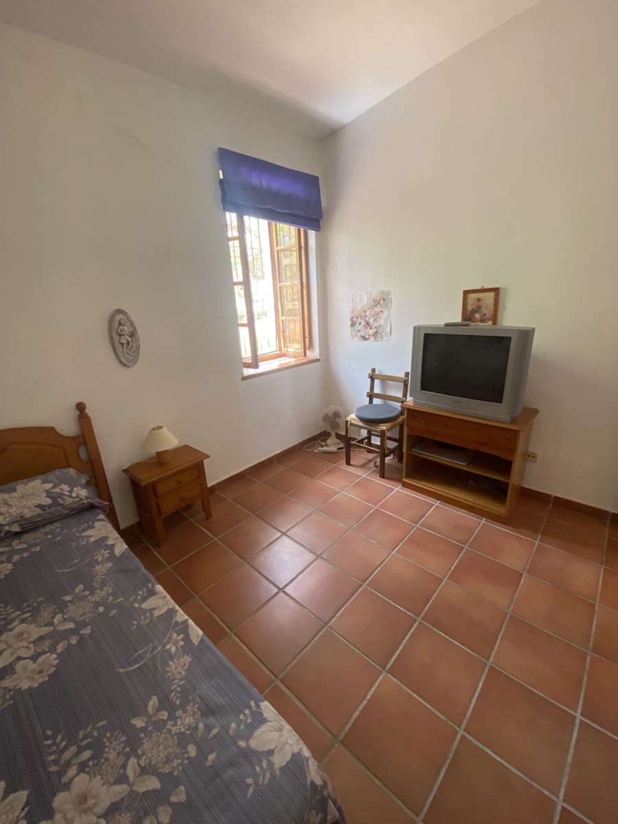 4 soveværelse Finca/Landehus til salg i La Palma med swimmingpool garage - € 285.000 (Ref: 6744090)