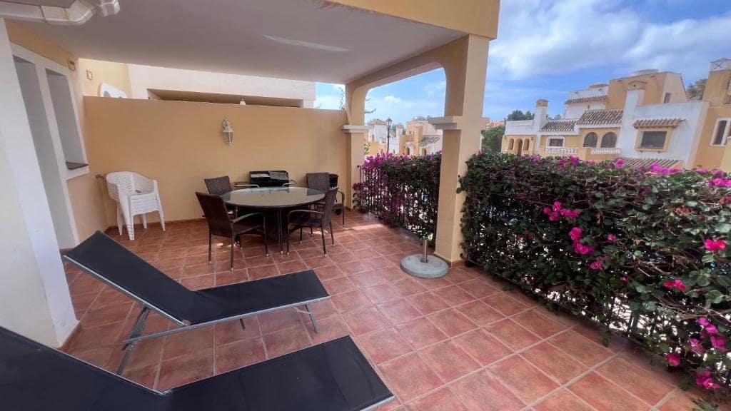 4 soverom Rekkehus til salgs i La Manga Club med svømmebasseng garasje - € 359 995 (Ref: 8541571)