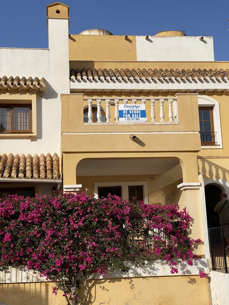 4 soverom Rekkehus til salgs i La Manga Club med svømmebasseng garasje - € 359 995 (Ref: 8541571)